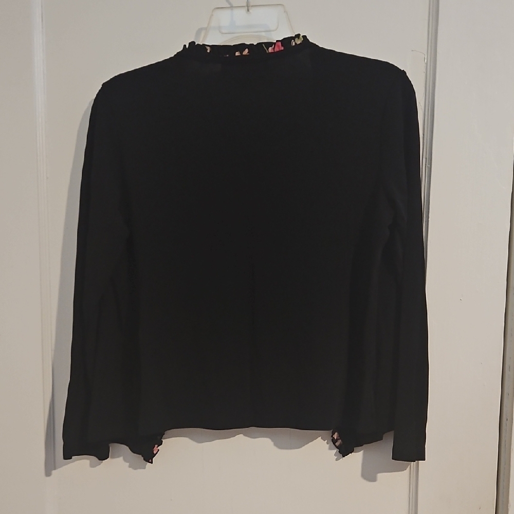 Casual Corner Black Cardigan with Pink Floral Trim Size Small Petite - Picture 4 of 4